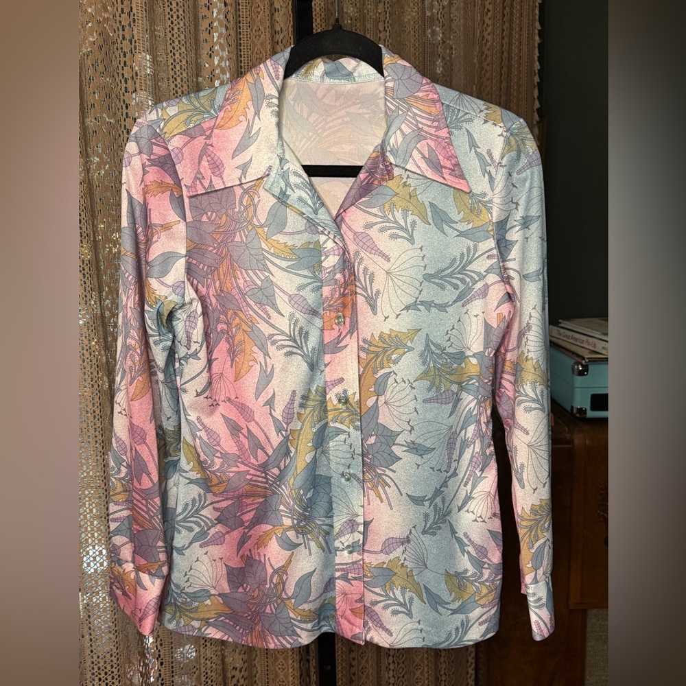 VTG Floral Pastel Button-Up Blouse